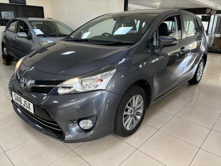 2018 Toyota Verso